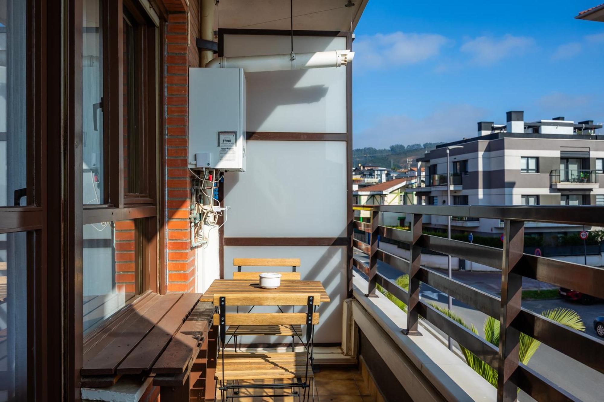 Berango Cozy Home Parking Exterior foto